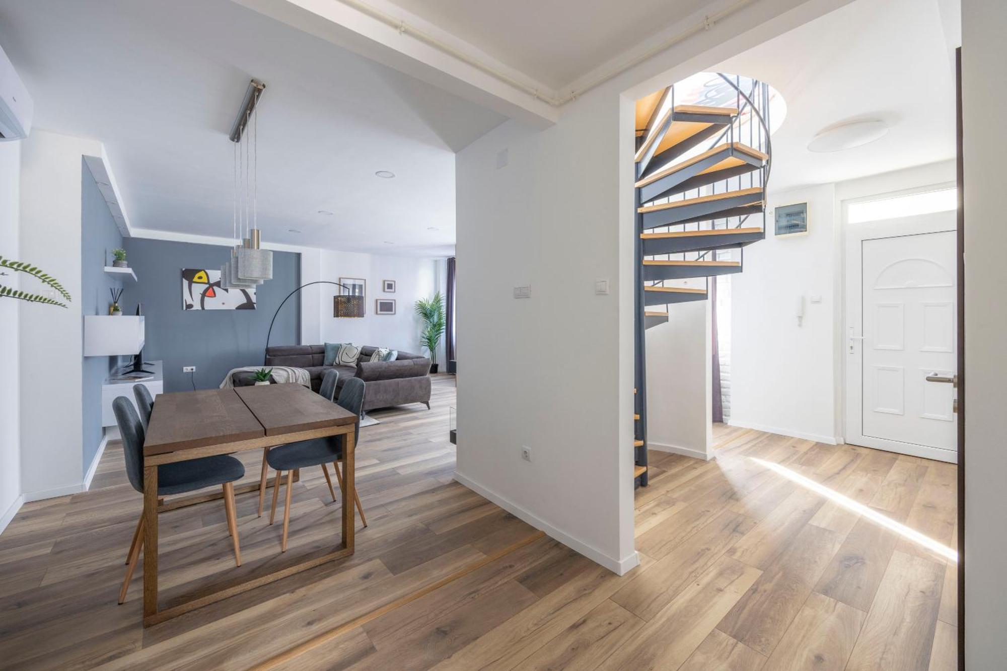 Exclusive & Central Duplex Residence By Prestige Homes Βουδαπέστη Εξωτερικό φωτογραφία